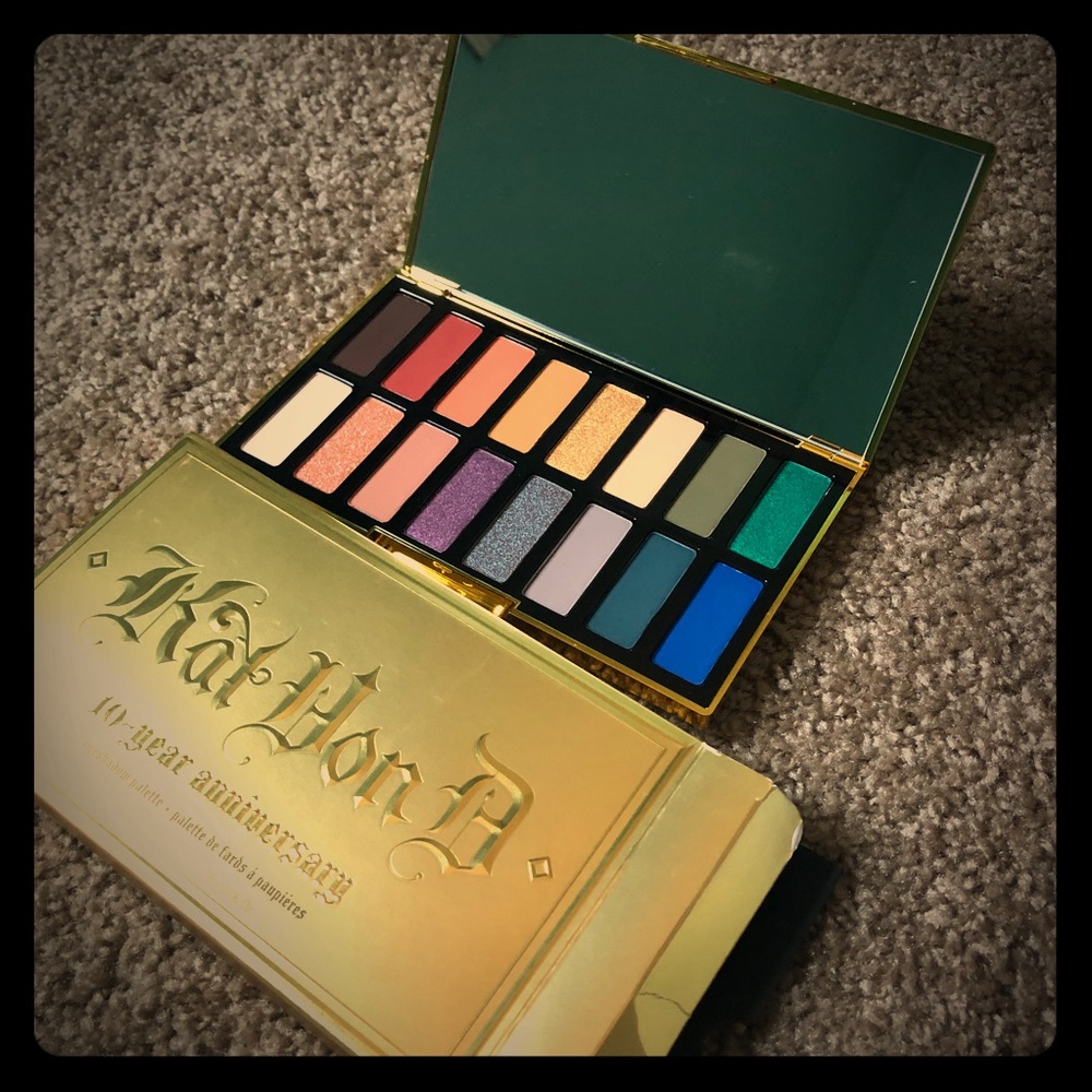 BNIB Kat Von D 10th Anniversary Pallet